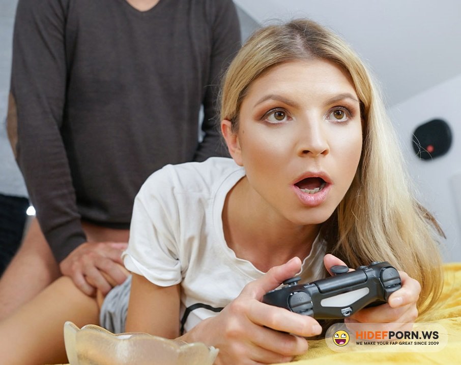 TeenSkeet.com - Gina Gerson - Sex With Gamer Girl [FullHD 1080p]