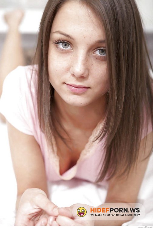 Teens-LegShow.com - Foxi Di - Cheerleader [HD 720p]