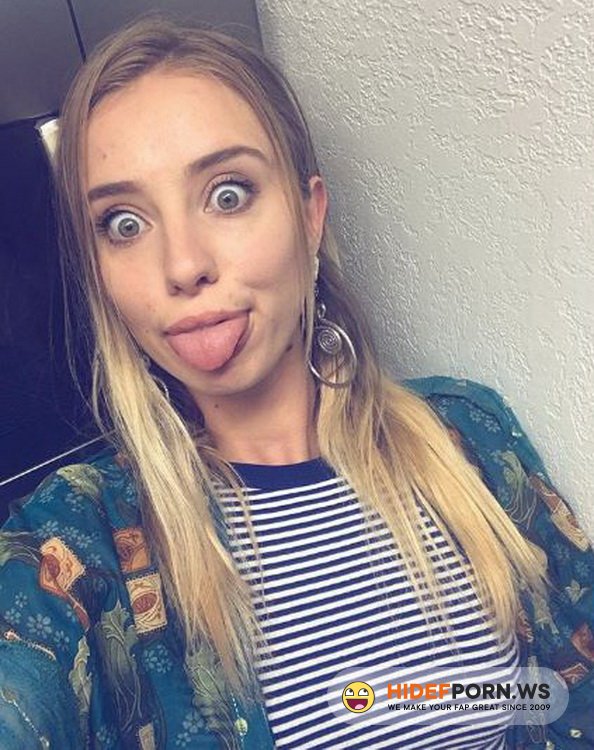OnlyFans - Haley Reed - little anal and ass to pussy session with Haley Reed Part 1 [UltraHD/2K 1440p]