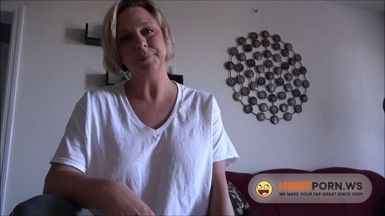 Clips4Sale.com - Brianna Beach - Step-Mom's Girlfriend Advice [FullHD 1080p]