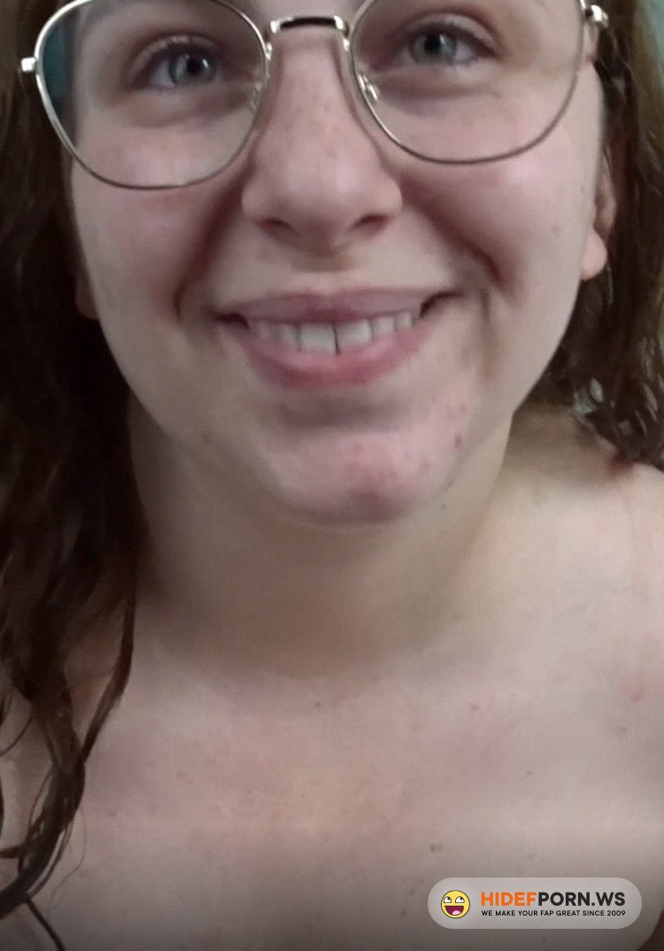 Onlyfans.com - Milly Marks - Trying on these bras I ordered that are just too sma [UltraHD 4K 2160p]
