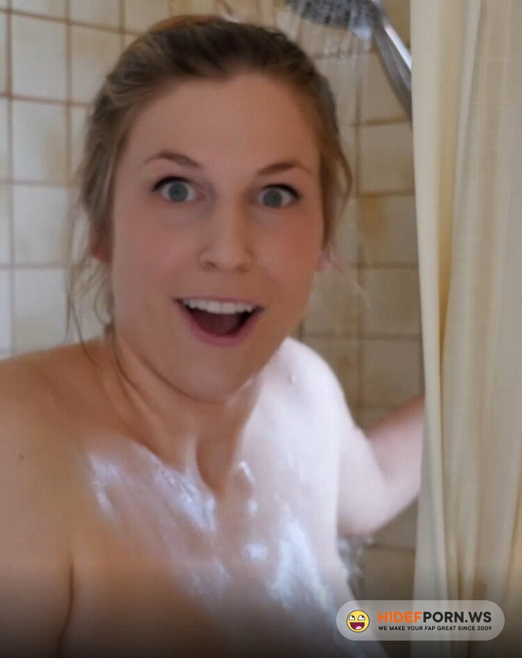 ManyVids.com/OnlyFans.com - Xev Bellringer - I ve Had Bigger [FullHD 1080p]