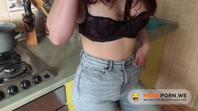 ModelHub.com - LeoKleo - My Wife Sucks Dick In The Kitchen [UltraHD 4K 2160p]
