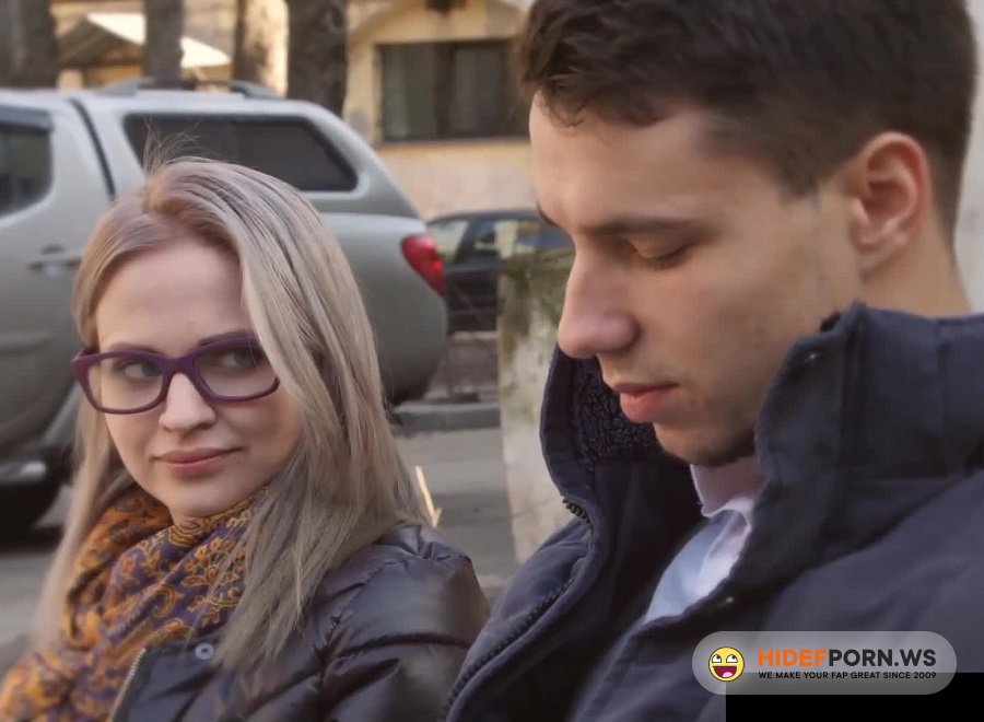 Amateurporn.cc - Herda Visky - Nerdy Russian Teen Fuck [FullHD 1080p]