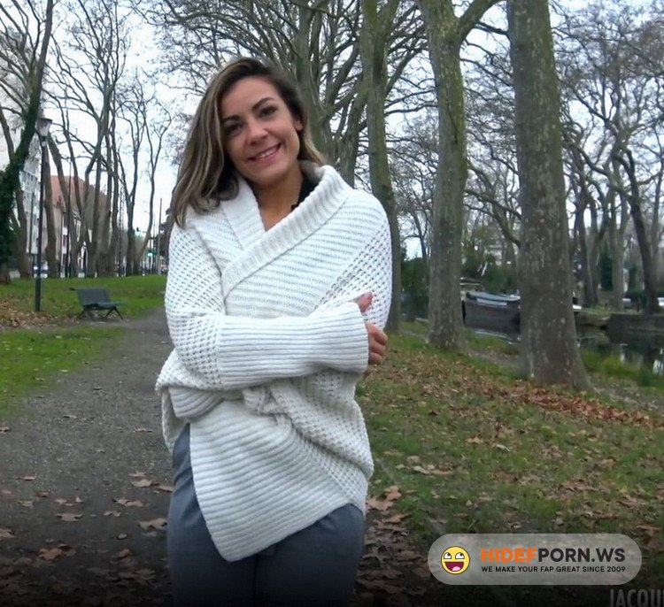 Amateurporn.cc - Kinahaya - France Girl In Porn [FullHD 1080p]