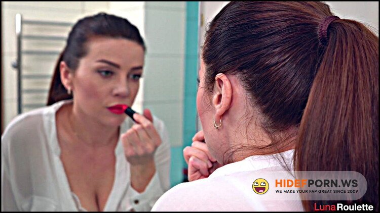 ModelHub.com - Luna Roulette - Wife Broke Pantyhose And Had Sex In The Bathroom ? [UltraHD 4K 2160p]
