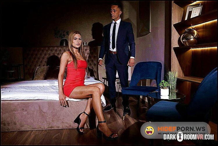 DarkRoomVR.com - Zlata Shine - Disturbing The Peace [UltraHD 2K 1920p]