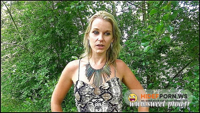 Sweet-Prod.fr - Oliver Sweet - Naomie super Belle Blonde De 28 Ans me Suce La Bite Lors D un Covoiturage [FullHD 1080p]