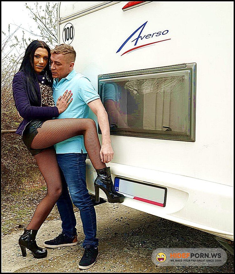RealityLovers.com - Adelle Sabelle - A Whore in the Trailer 3 [UltraHD 4K 2700p]