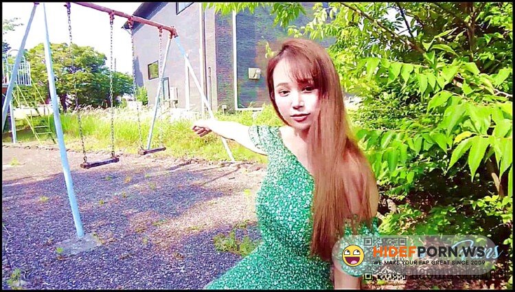 ModelHub.com - Naomiii - I had a creampie sex with her in a public park. She was excited to be seen by many people [FullHD 1080p]