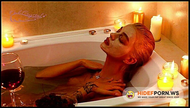 Modelhub.com - Owl Crystal - Cozy homemade blowjob in the bathroom [FullHD 1080p]
