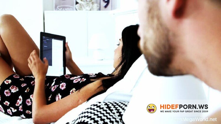 X-Angels.com/TeenMegaWorld.net - Foxxi Black - Dude gives orgasm for tablet [FullHD 1080p]