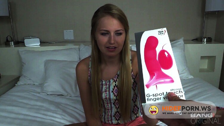 Bang! Real Teens/Bang.com - Scarlett Sage - Scarlett Sage Makes Men Cum Hard For An Amateur [FullHD 1080p]