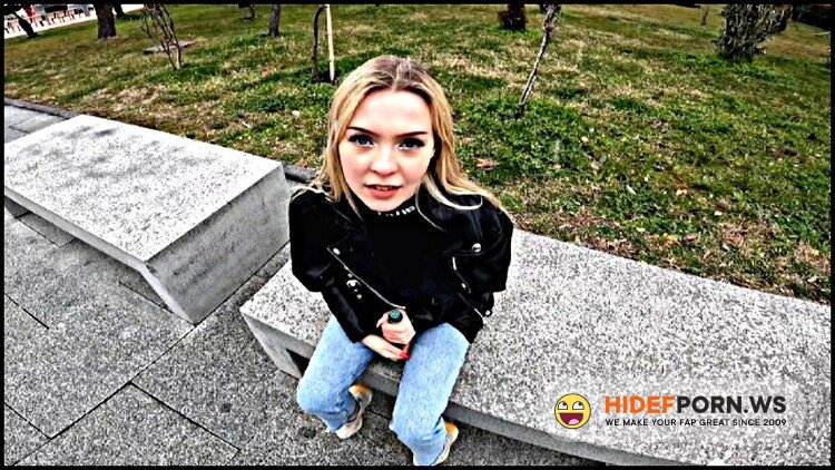 Modelhub.com/Onlyfans.com - LIs Evans - I met her on the street and fucked her at home on camera [FullHD 1080p]