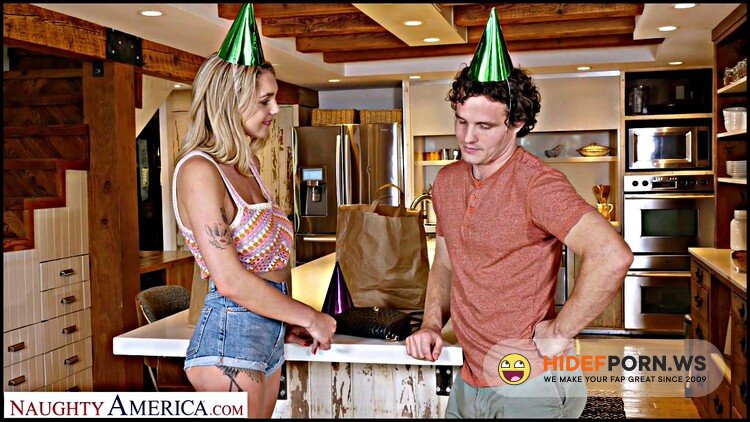 MySistersHotFriend.com/NaughtyAmerica.com - Gabbie Carter - Katie Hunt (Gabbie) Fucks Her Brothers Friend [FullHD 1080p]