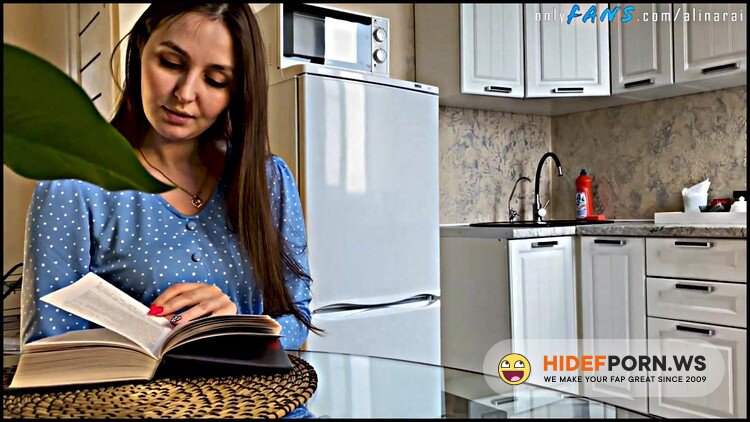 Modelhub.com - Alina Rai - My horny stepmom fucked a locksmith and then woke up. LoL [FullHD 1080p]