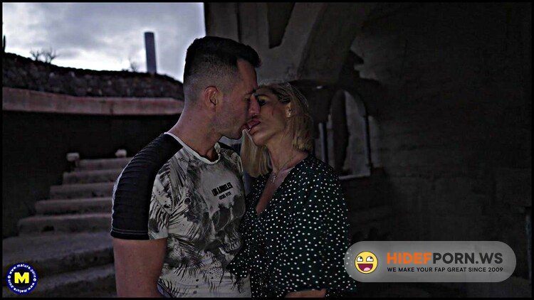 Mature.nl - Lando Rayder (29), Xanthia (EU) (43) - Fucking with my hot MILF neighbour Xanthia [FullHD 1080p]