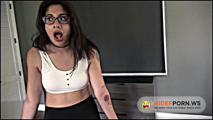 FamilyTherapyXXX.com - Lucy Sunflower - Clean Up Crew [FullHD 1080p]