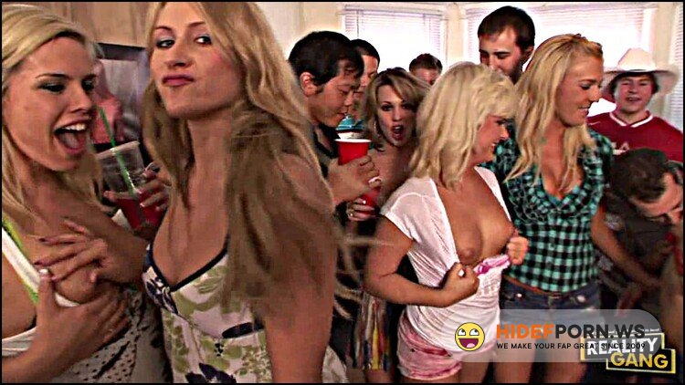 HardcorePartying.com/RealityGang.com - Ashley Coda, Katie Summers, Kelly Surfer, Tara Lynn Foxx, Vicki Chase, Victoria White - Hardcore Partying [HD 720p]