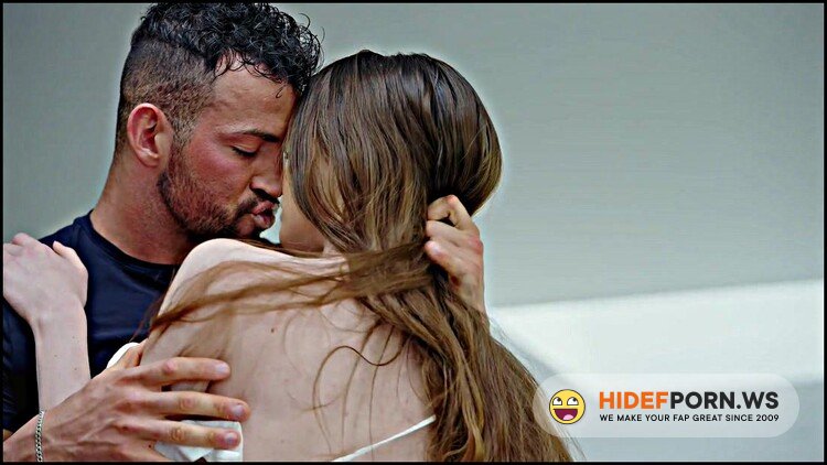 Private.com - Hazel Moore - House Wives Club [FullHD 1080p]