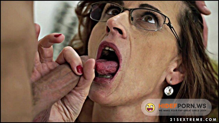 LustyGrandmas/21Sextreme - Mayna May - Cell phone Sugar Mama [HD 720p]