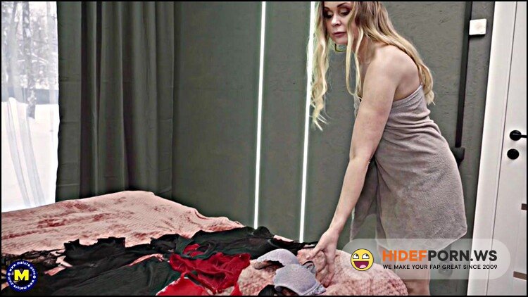 Mature.nl/Mature.eu - Nika (47), Martin Spell (22) - 47 year old MILF Nikita has sex with a toyboy voyeur [FullHD 1080p]