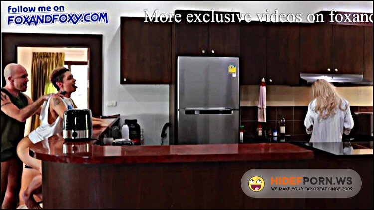 Modelhub - Lisa Fox - Almost caught surprise anal creampie ass fucking close to mother-in-law cooking breakfast [FullHD 1080p]