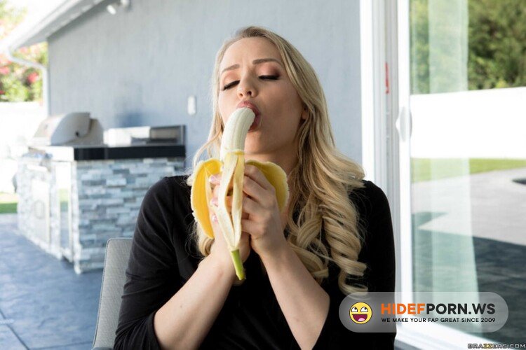 PornStarsLikeItBig.com/Brazzers.com - Mia Malkova - Mia Is A Blowjob Addic [FullHD 1080p]