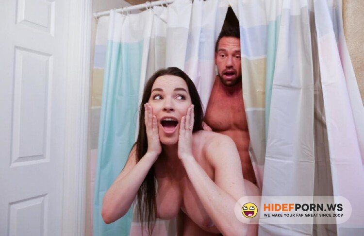 AnalMom/MYLF - Dana Dearmond - Deadbeat [FullHD 1080p]