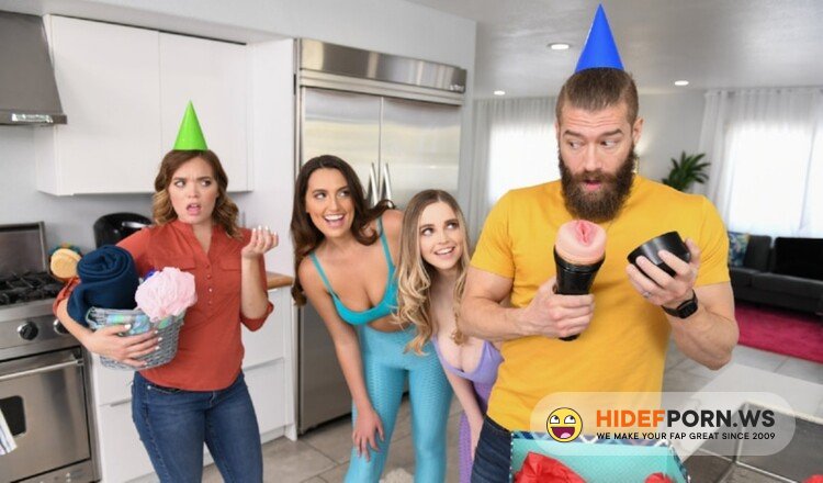 BrazzersExxtra.com/Brazzers.com - Codi Vore, Nolina Nyx - Smashing My Hot Lesbian Roommates [FullHD 1080p]