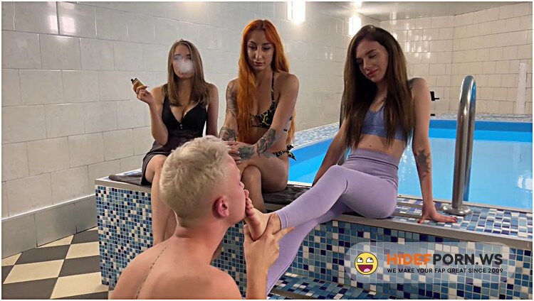 Slave Licks Bare Feet And Toes Of Three Mistresses Agma and Dina and Jucy - Triple Feet Worship Femdom [FullHD 1080p]