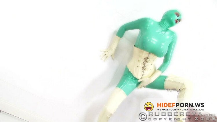 RubberEva - Rubber Eva - Rubber Re Breather, Plastic Vac Sack Orgasm Part 01 [FullHD 1080p]