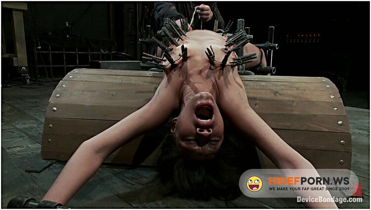 DeviceBondage/Kink Yasmine de Leon [HD 720p]