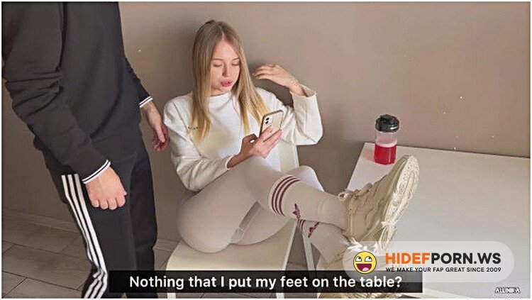 ModelHub Insolent Girlfriend Threw Her Legs On The Table And Was Fucked For It [FullHD 1080p]