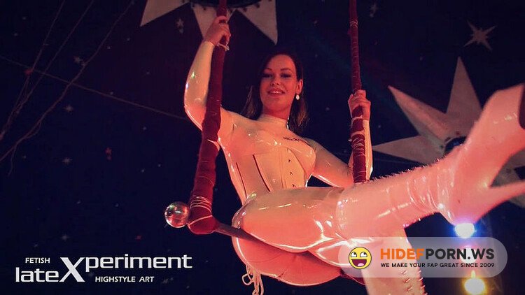 LateXperiment - Sophie Green - Latex Experiment [HD 720p]