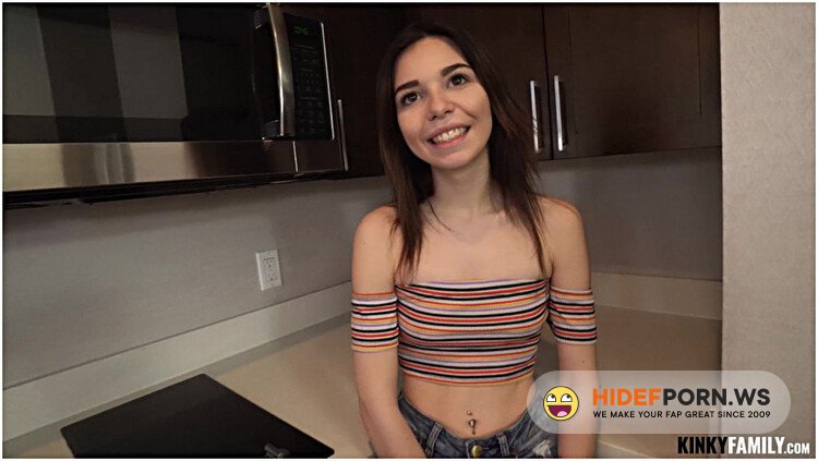 KinkyFamily/DirtyFlix - Lexus Love - Stepsis Promised Me A Blowjob [FullHD 1080p]