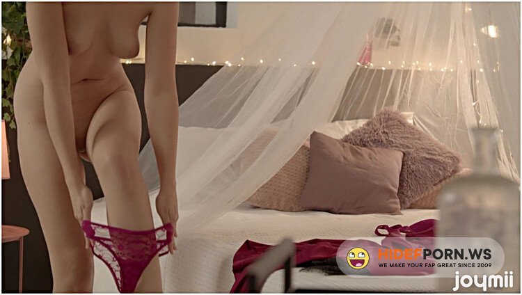 joymii - Sofi Otis - Lazy Beauty [FullHD 1080p]