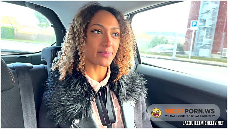 JacquieEtMichelTV.net/Indecentes-Voisines - Crystal Cherry, Lucie - Lucie Had No Doubts When She Saw Crystal... [FullHD 1080p]