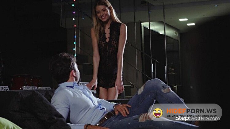 StepSecrets.com - Rebecca Volpetti (Hot Stepsister) [Full HD 1080p]