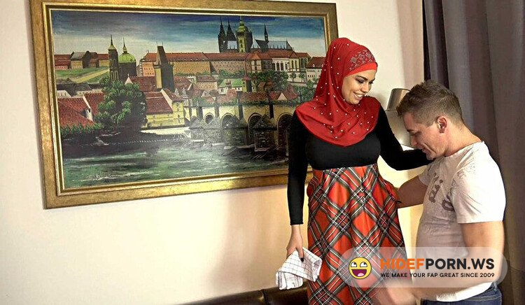 SexWithMuslims.com - Chloe Lamour - BUSTY MUSLIM BABE [Full HD 1080p]