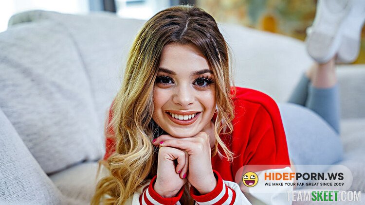 ExxxtraSmall.com / TeamSkeet.com - Molly Little - I'm a Physical Actress [Full HD 1080p]
