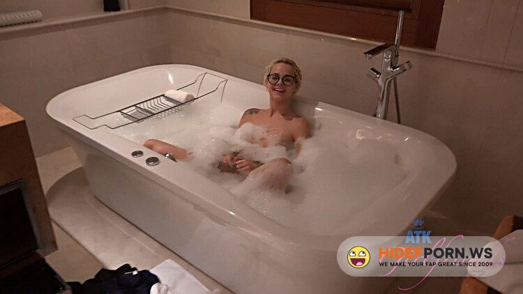 ATKGirlfriends.com - Elsa Jean (Virtual Vacation Malaysia 1/1 #2) [Full HD 1080p]