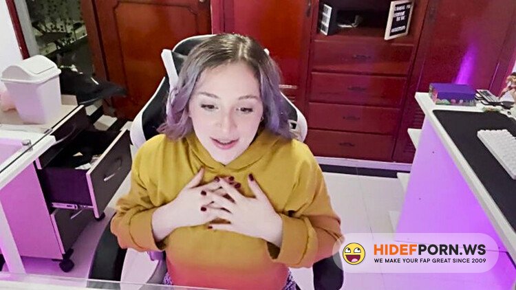 PornHub.com - STREAMER DE TWICH SE LE OLVIDA APAGAR DIRECTO Y ES VISTA FOLLANDO [FullHD 1080p]