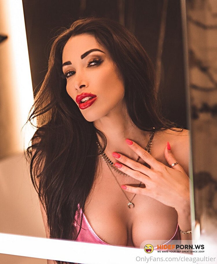CleaGaultier-Official - Clea Gaultier - My Hardcore Gang Bang [FullHD 1080p]