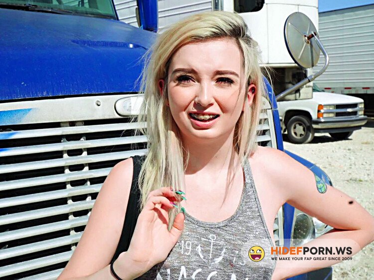 StrandedTeens.com / Mofos.com - Lexi Lore - Blonde Teen Fucks For Ride [Full HD 1080p]