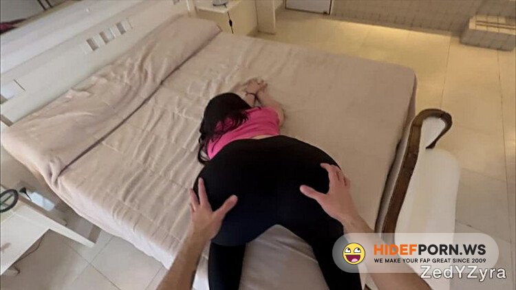 ModelHub - Llevas a La Timida Al Hotel y Te Sorprende! [HD 720p]