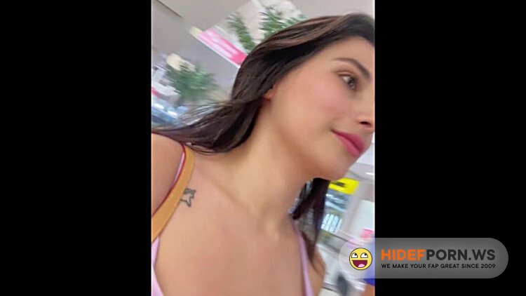 PornHub - Chica Colombiana De 23 Anos Se Masturba En El Centro Comercial De Colombia - JENIFERPLAY [FullHD 1080p]