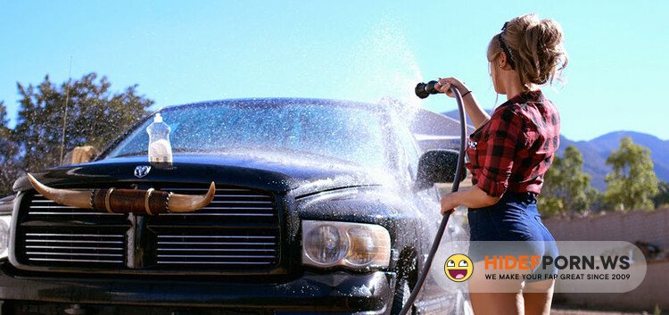 TeenFidelity.com - Harley Jade - Bubble Butt Carwash 3 [FullHD 1080p]
