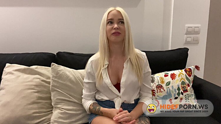 LetsDoeIt - Blonde Hottie Shows What She Can Do With Her Fingers [FullHD 1080p]