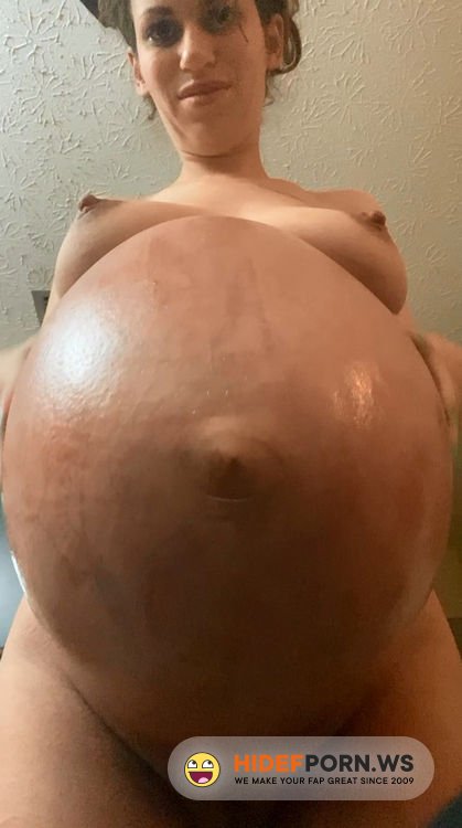 Onlyfans.com - Nessalovesyoumore  -  Pregnant MonsterBump [FullHD 1080p]